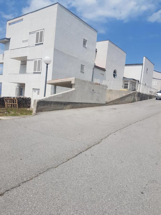 Apartment Tim Senj  Luaran gambar